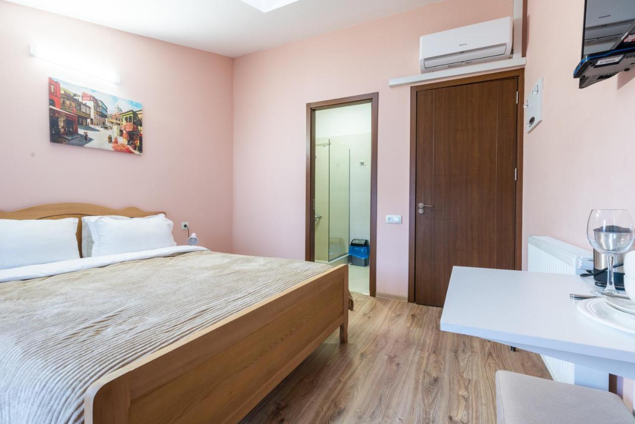 Hb Apartments Laghidze Tbilisi Ngoại thất bức ảnh